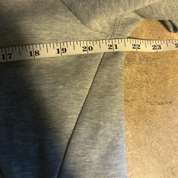 Nike Tech Fleece Jacket - light heather gray full zip - Picture 9 of 10
